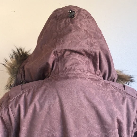 Women’s snowboarding jacket Betty Rides NEW Lace jacquard collection siz… - Picture 12 of 16